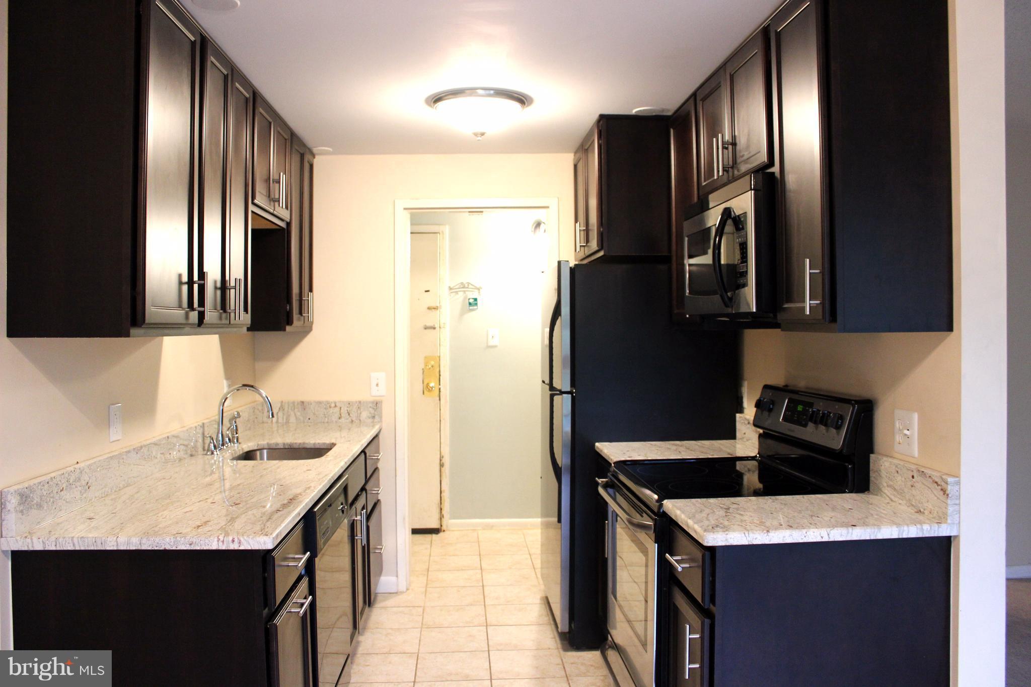 SHADOWOOD - Residential Lease