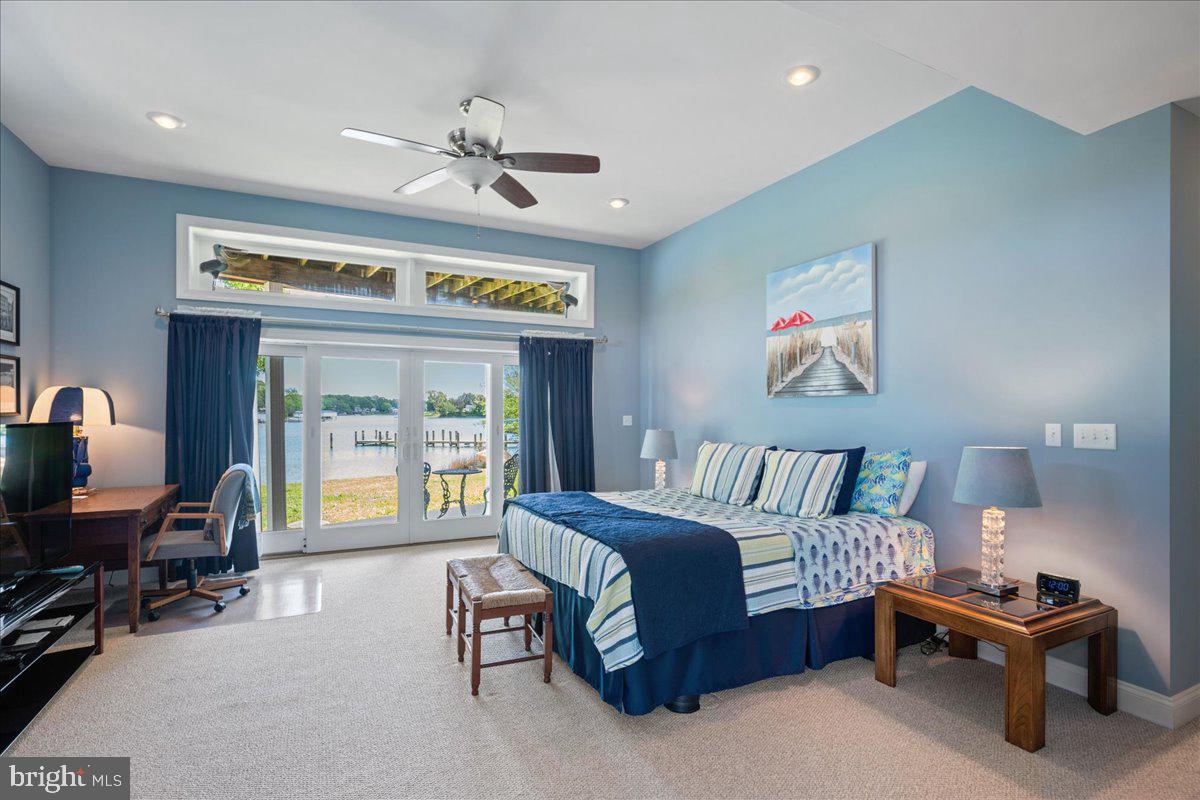 CLARKES LANDING - Residential