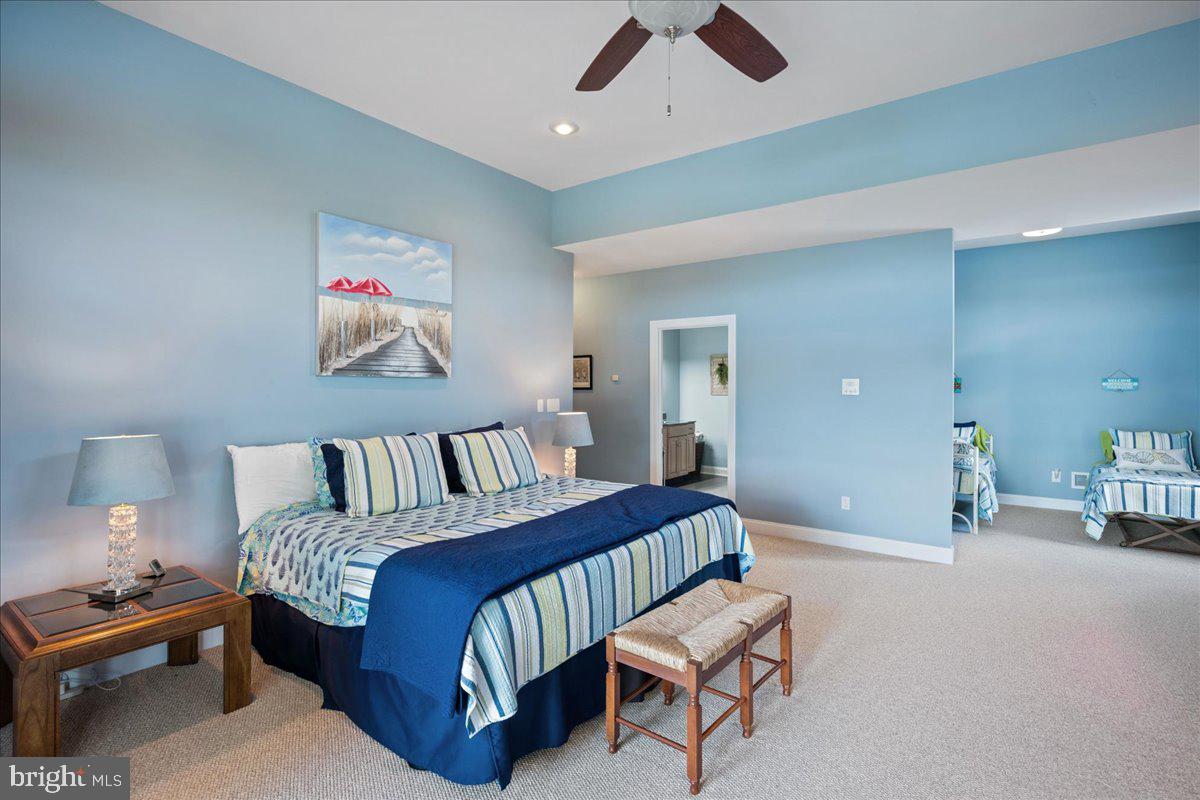 CLARKES LANDING - Residential