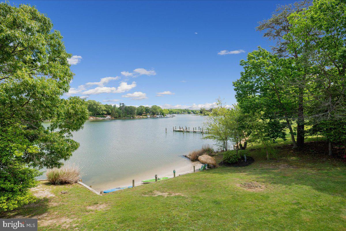 CLARKES LANDING - Residential