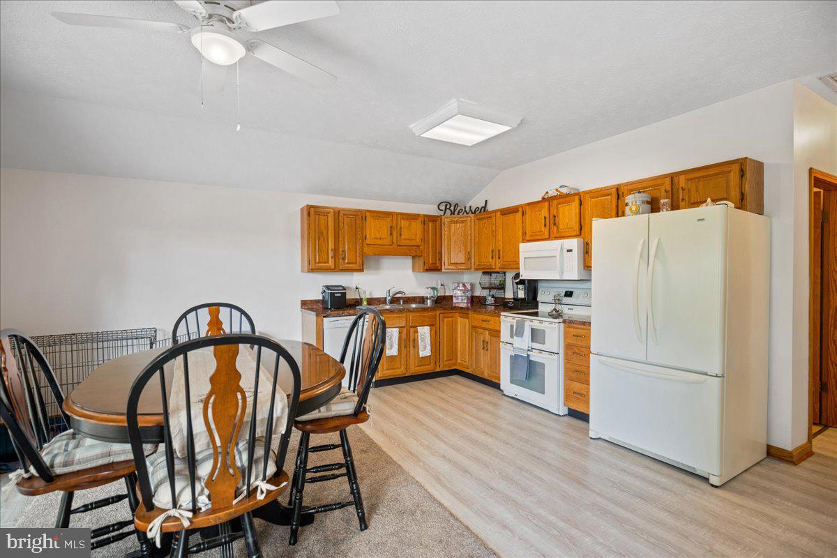 CLARKES LANDING - Residential