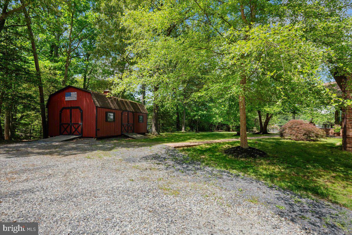 CLARKES LANDING - Residential