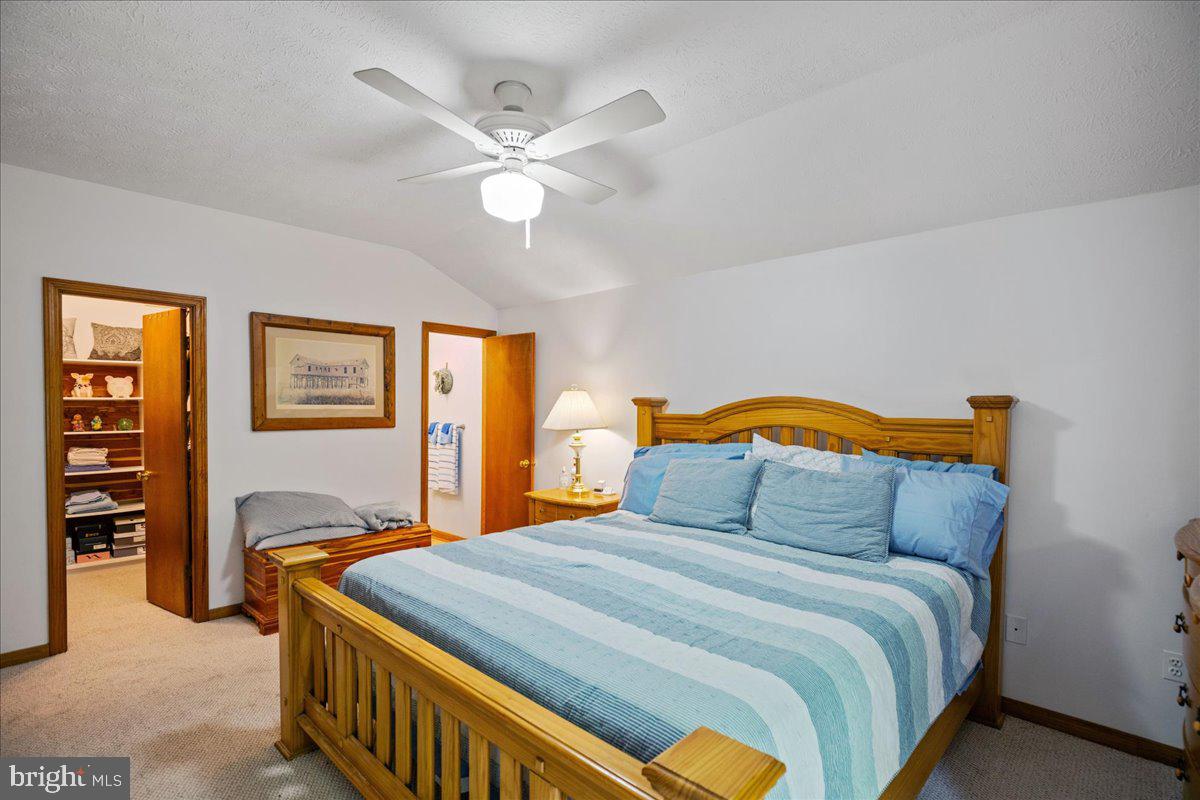 CLARKES LANDING - Residential