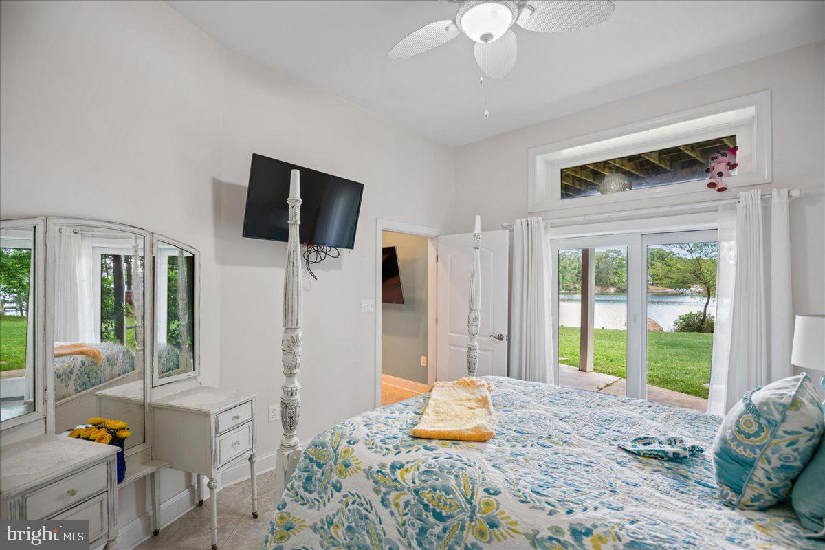 CLARKES LANDING - Residential