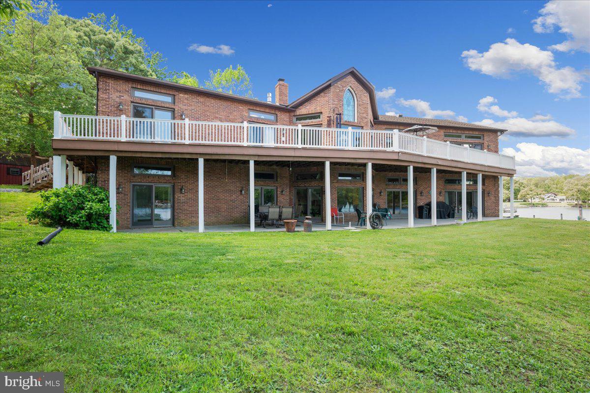 CLARKES LANDING - Residential