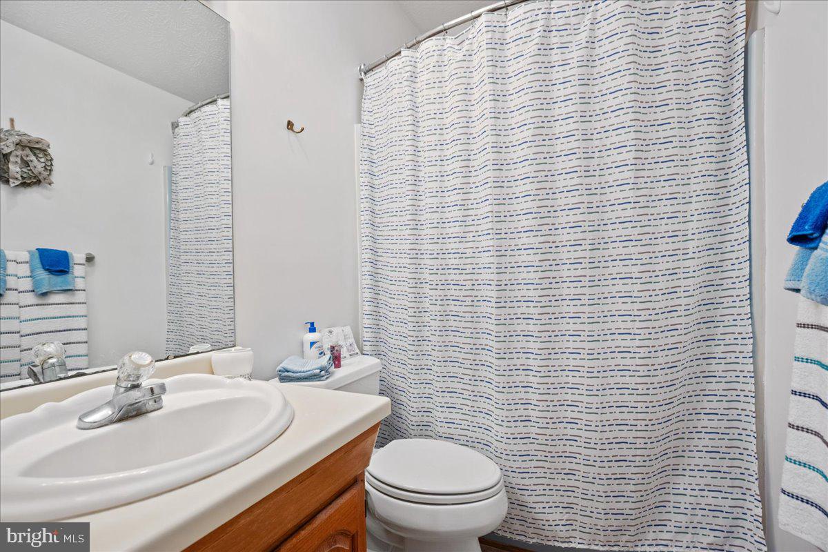 CLARKES LANDING - Residential