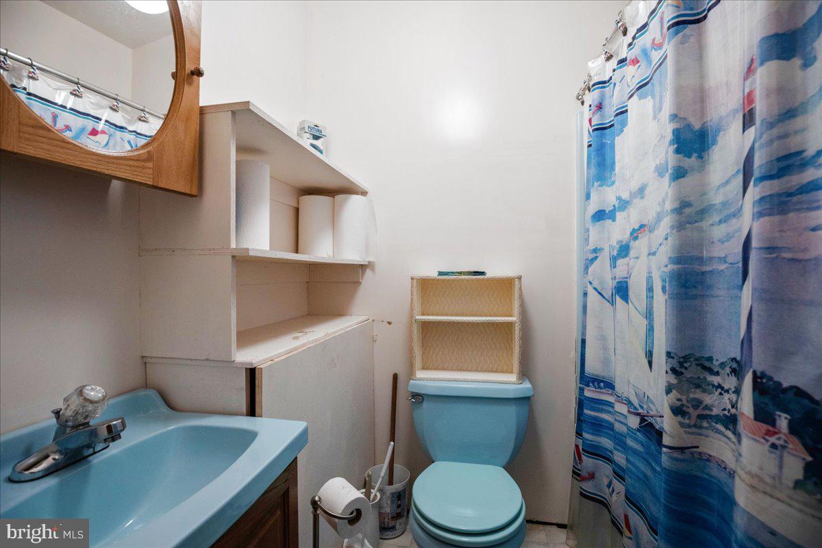 CLARKES LANDING - Residential