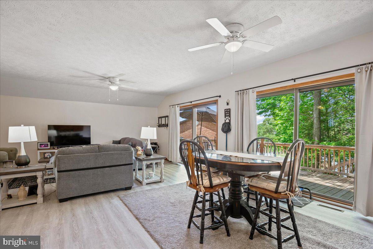 CLARKES LANDING - Residential