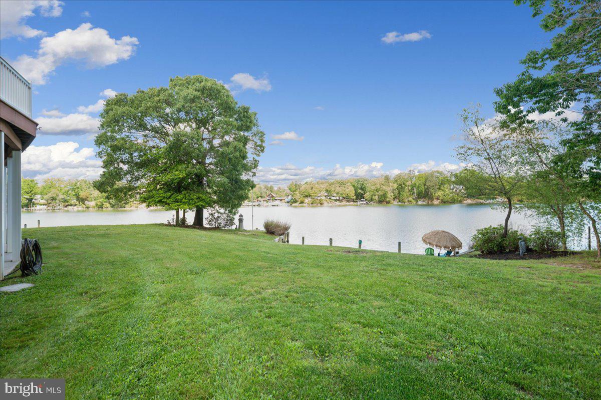 CLARKES LANDING - Residential