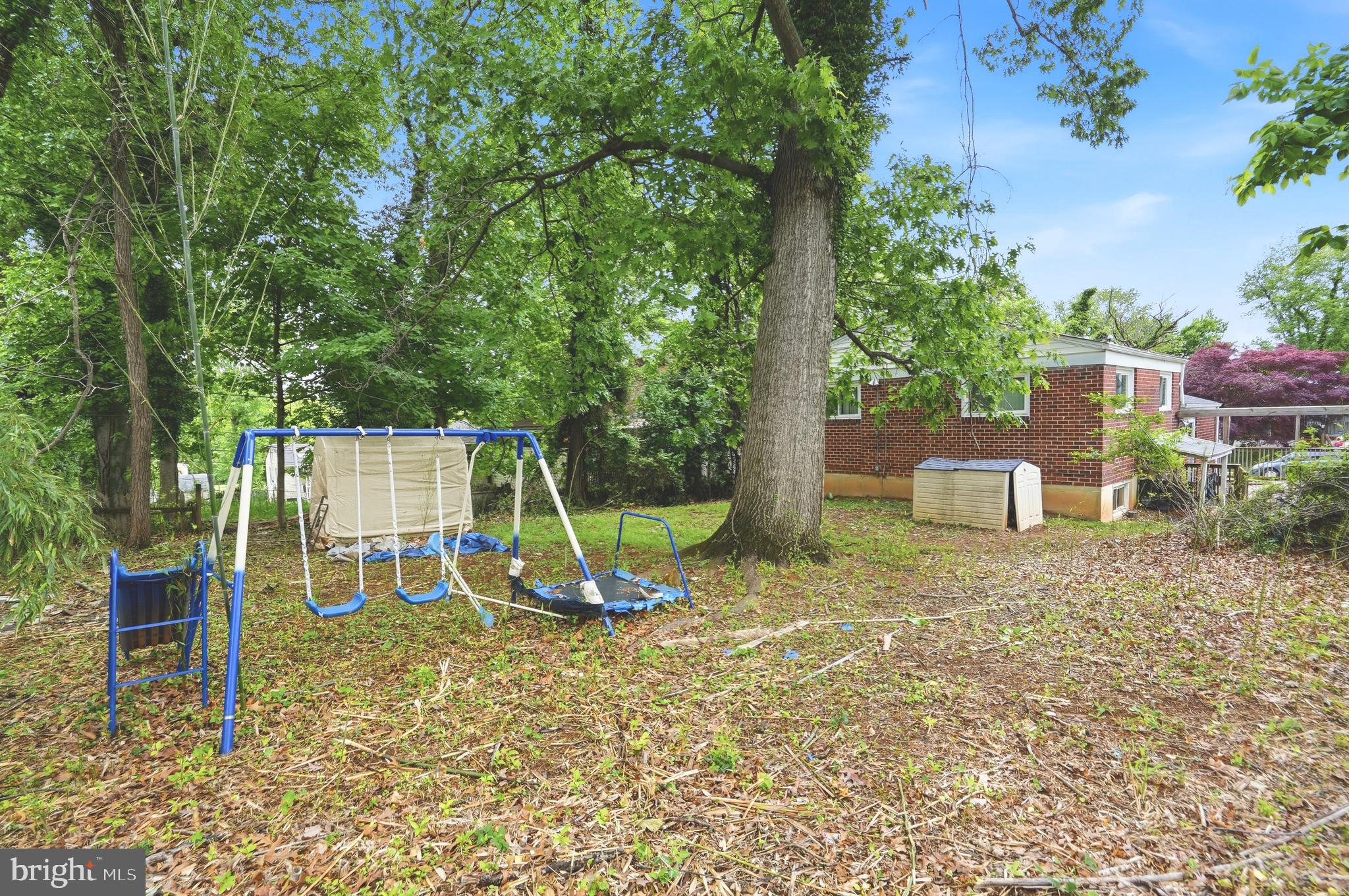 CROSS COUNTRY - Residential