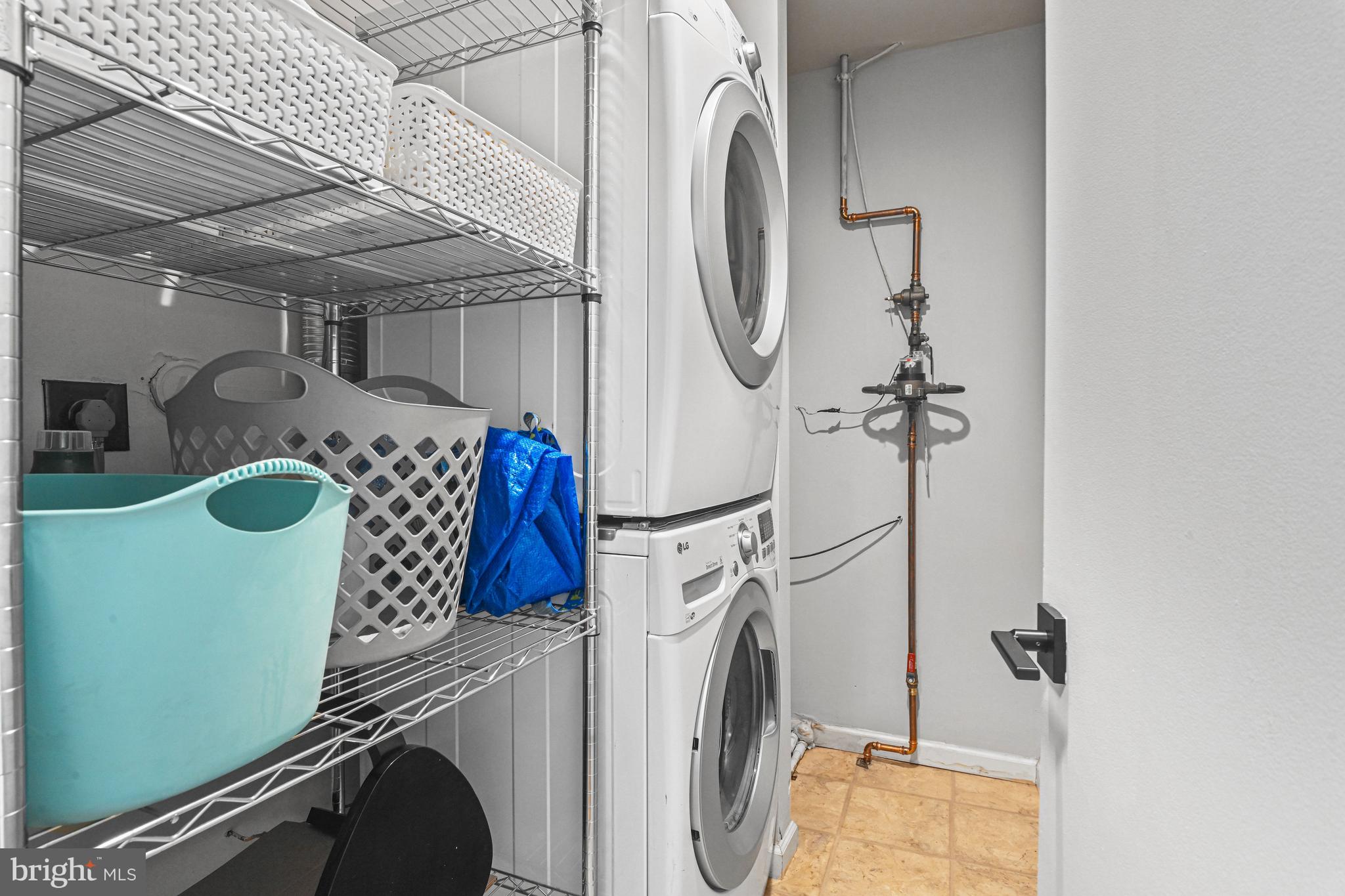 BOSTON RIDGE - Residential