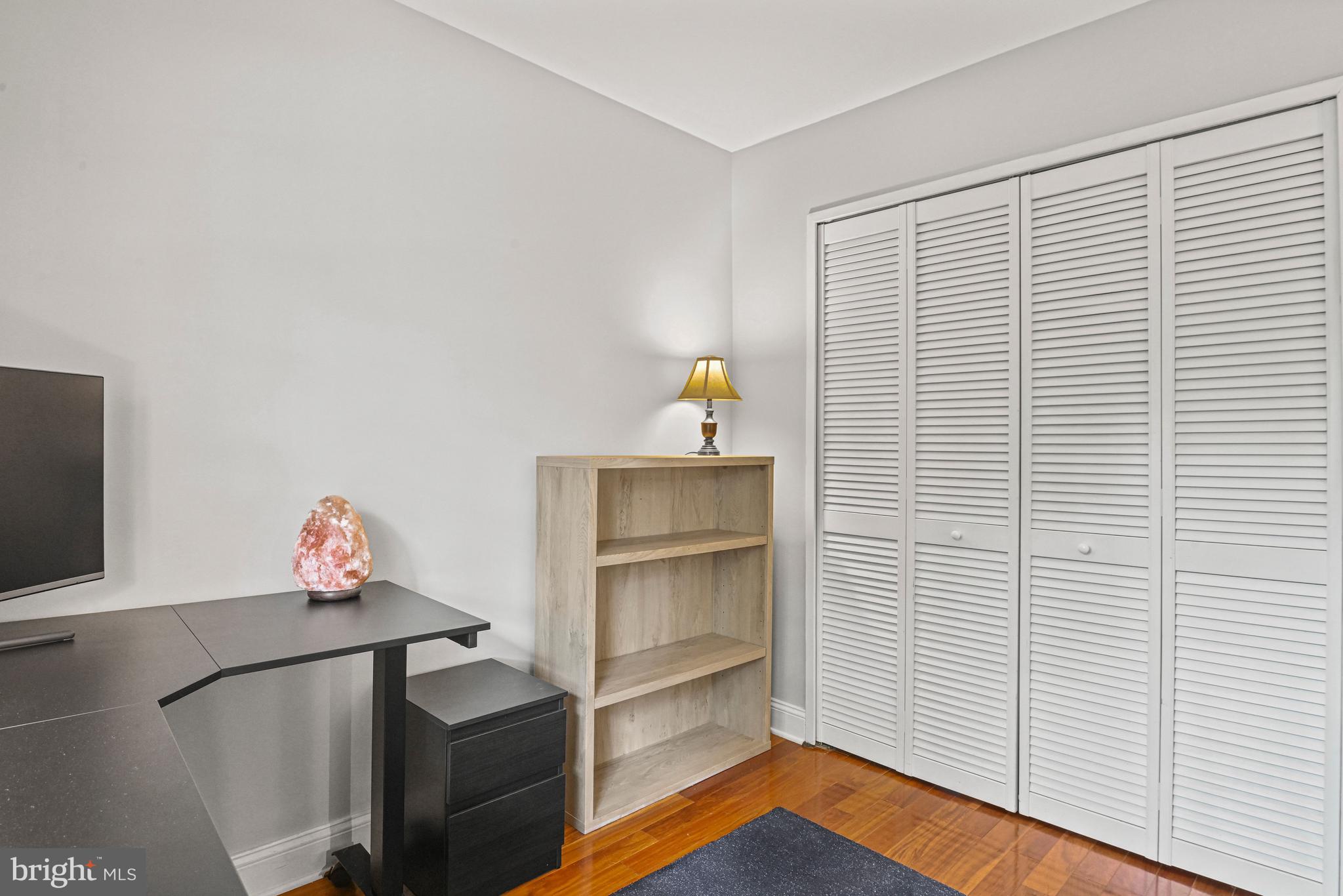 BOSTON RIDGE - Residential