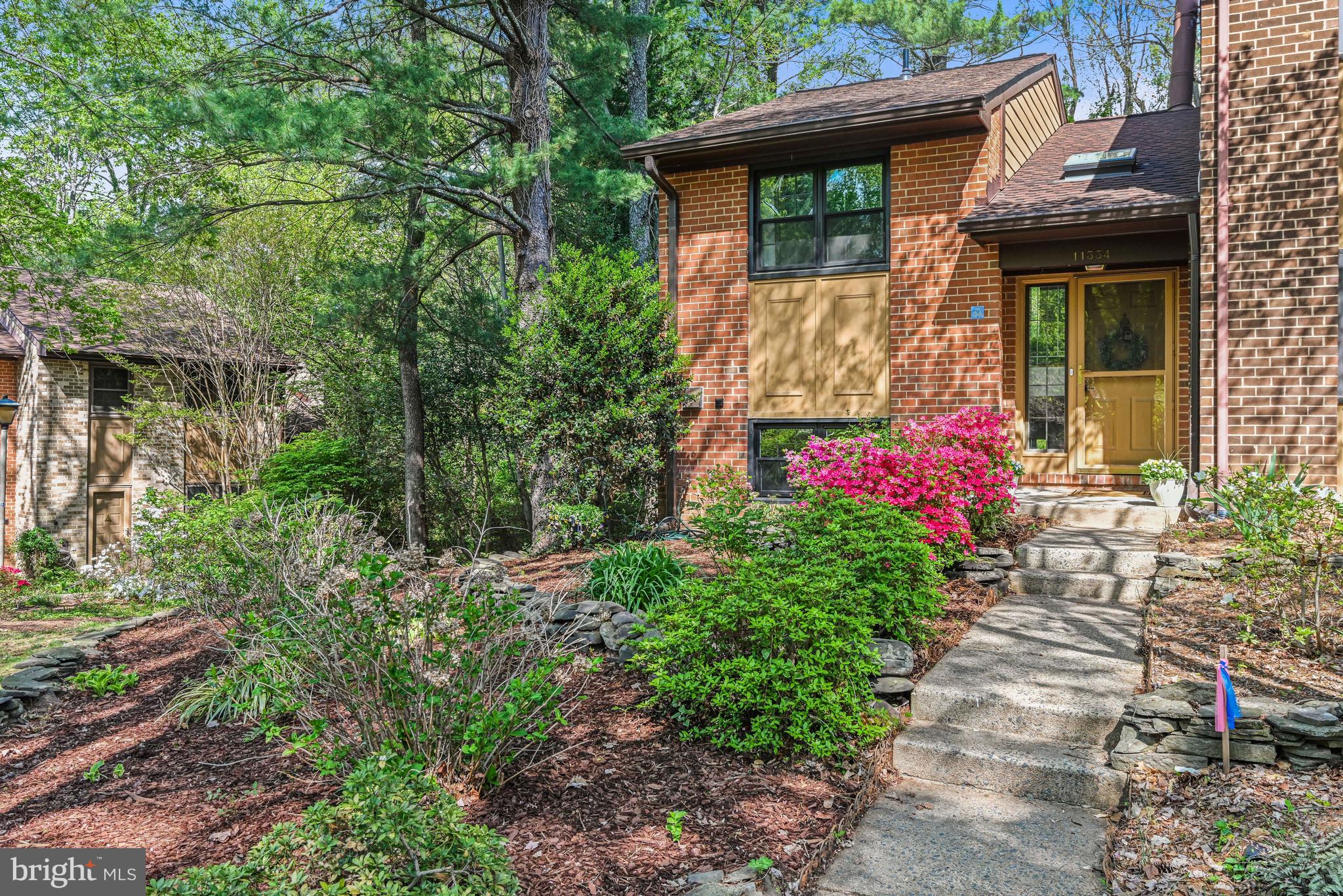 11334 HEADLANDS COURT