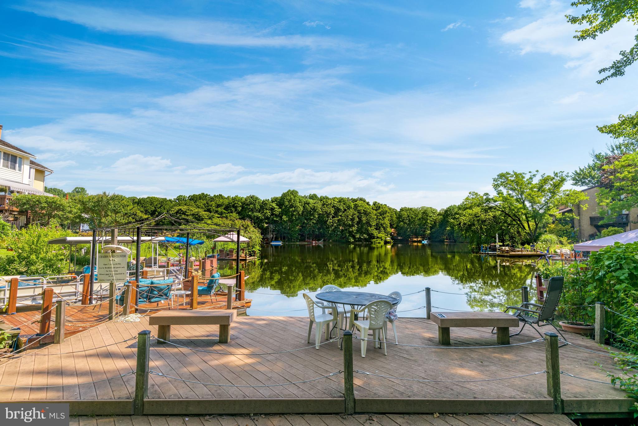 BOSTON RIDGE - Residential