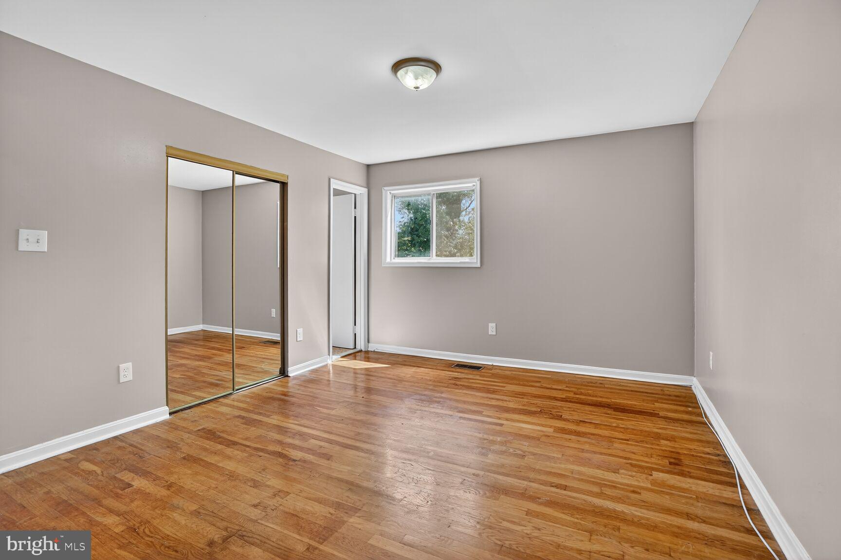 SQUIRES HILL - Residential Lease