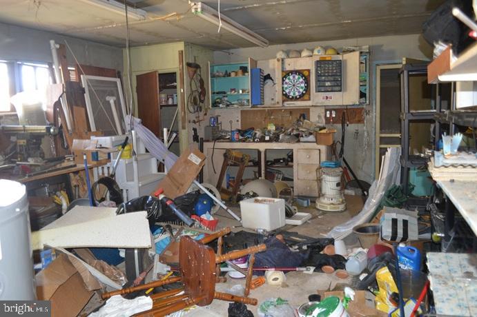 SNOWBALL GATE - Residential