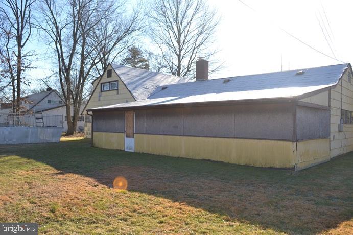 SNOWBALL GATE - Residential