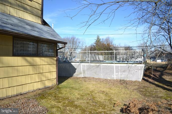 SNOWBALL GATE - Residential