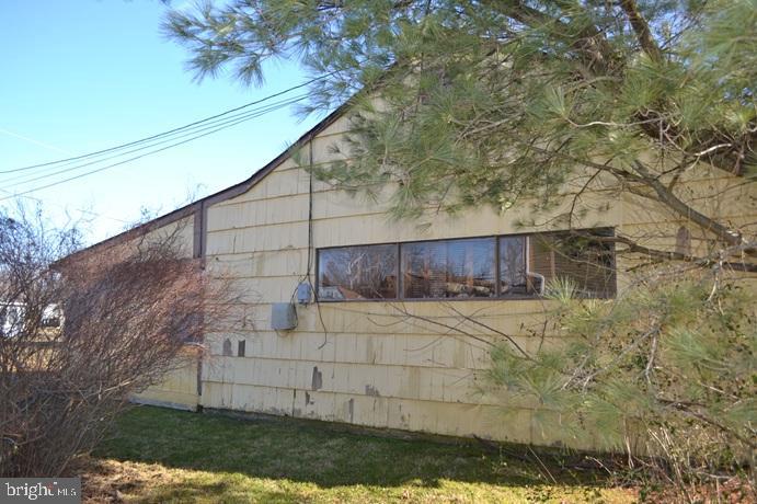 SNOWBALL GATE - Residential