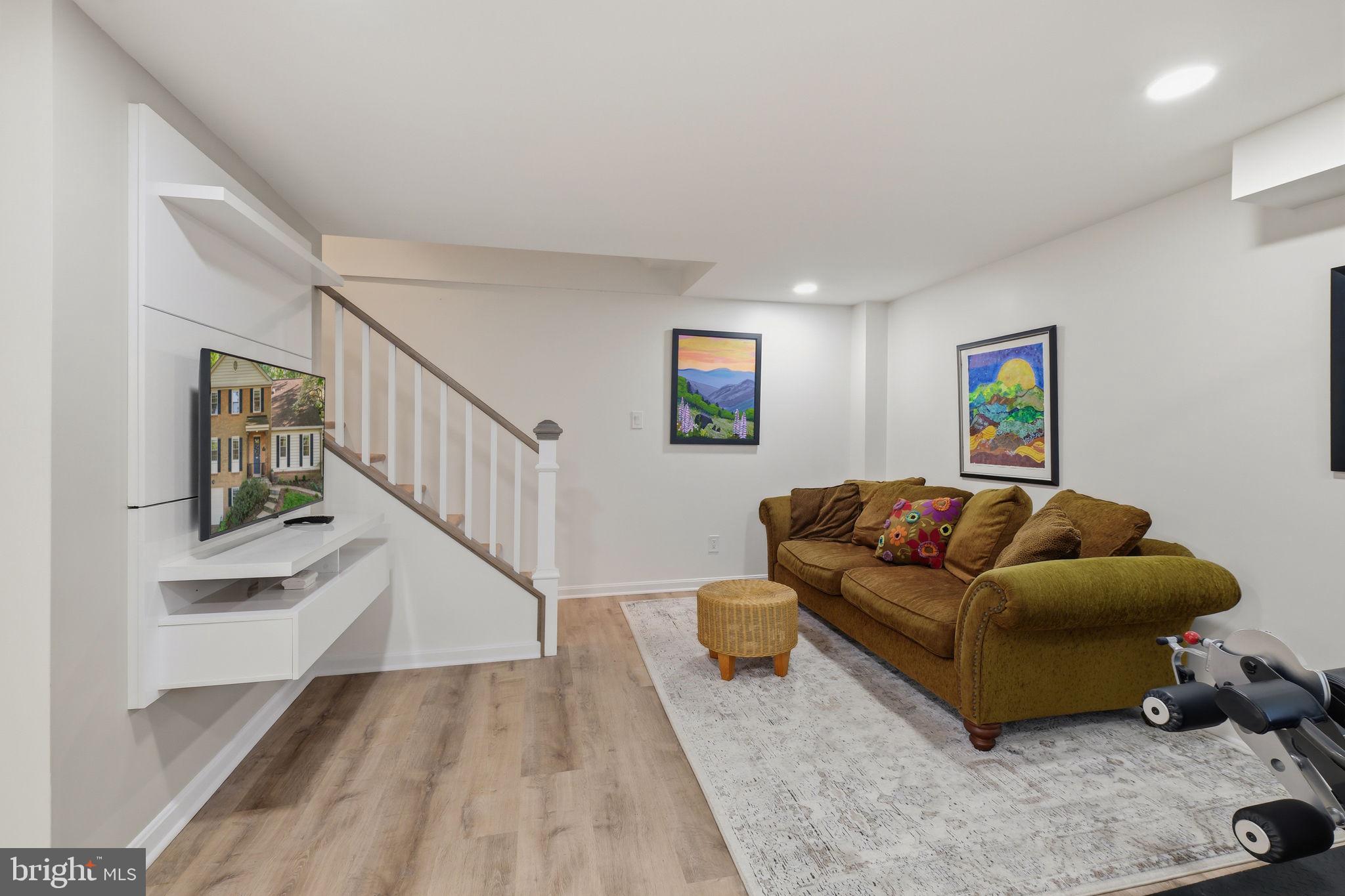 OLD FARM - Residential