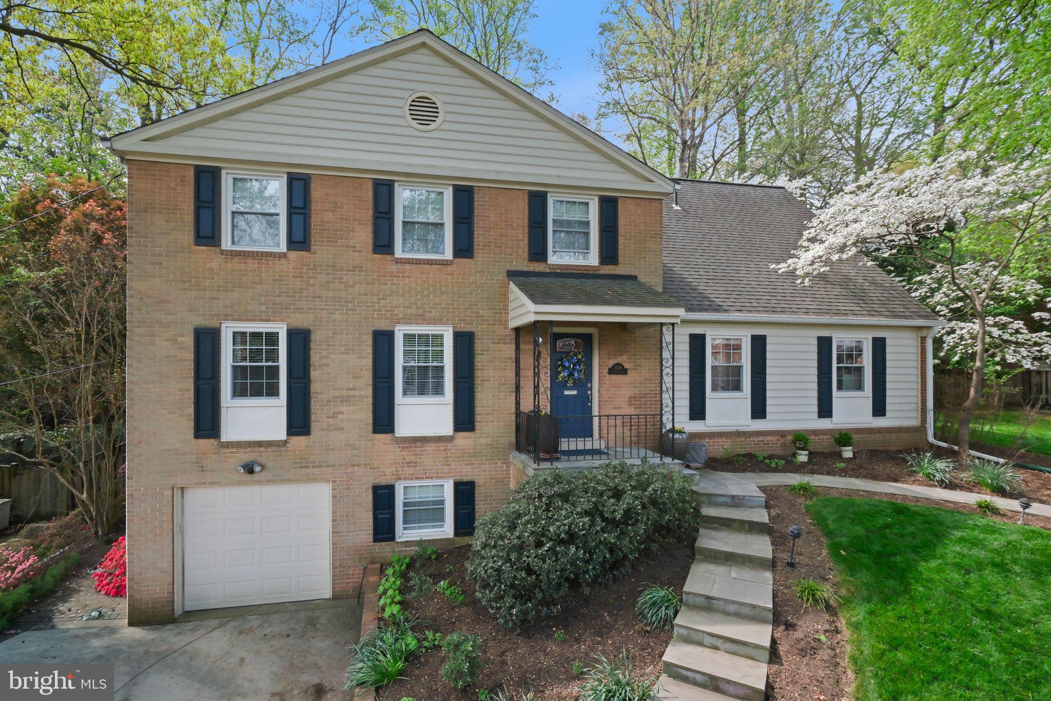 OLD FARM - Residential