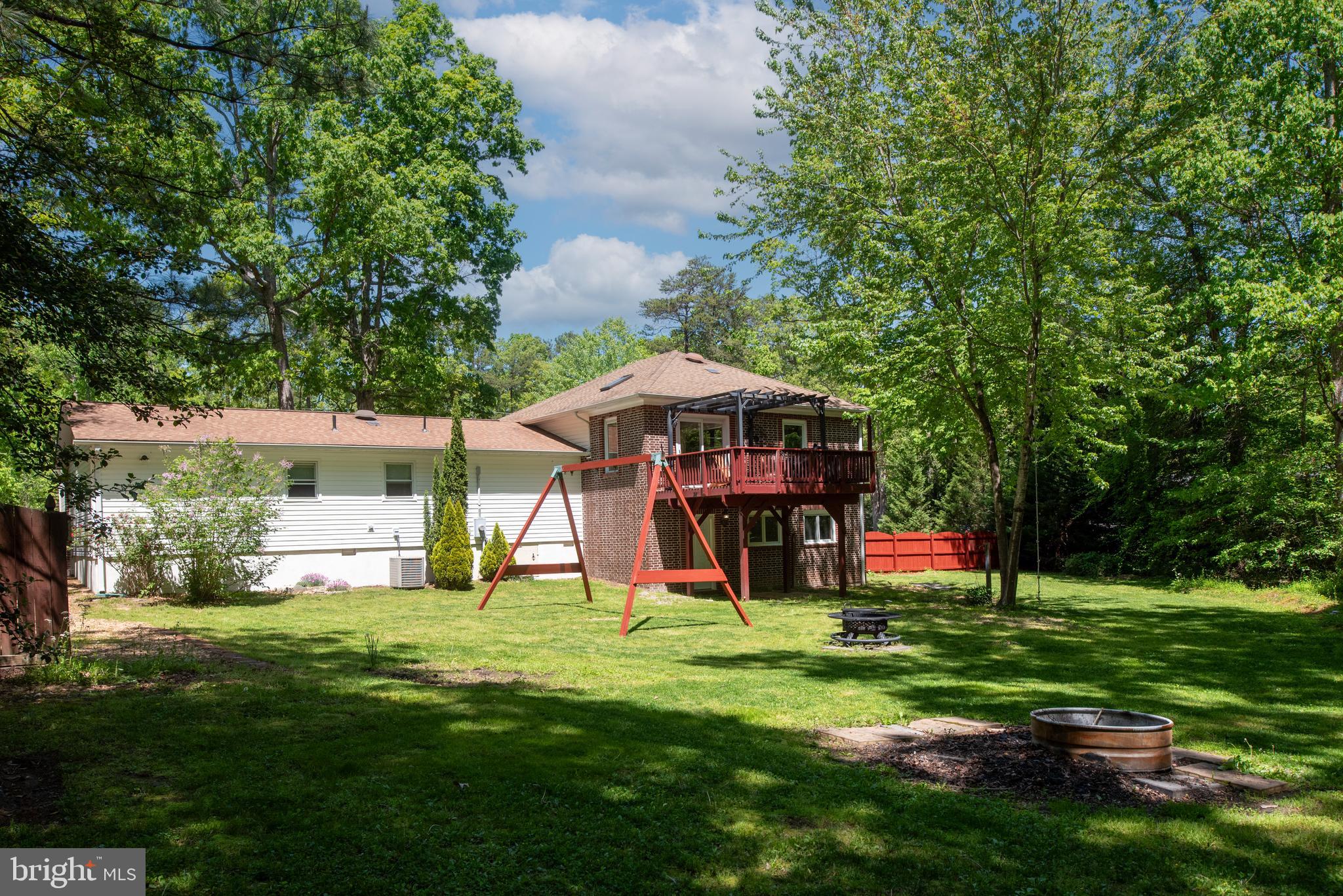 LAKE LAND OR - Residential