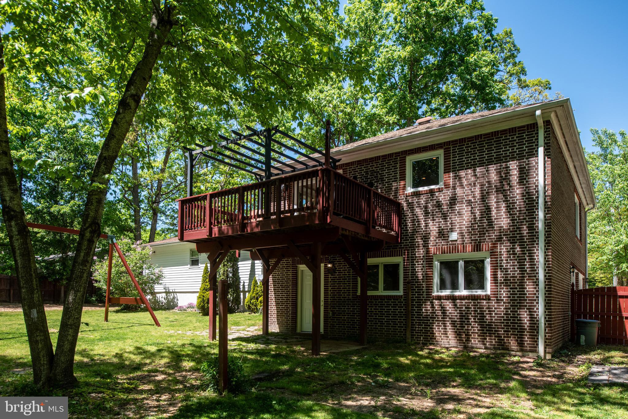 LAKE LAND OR - Residential