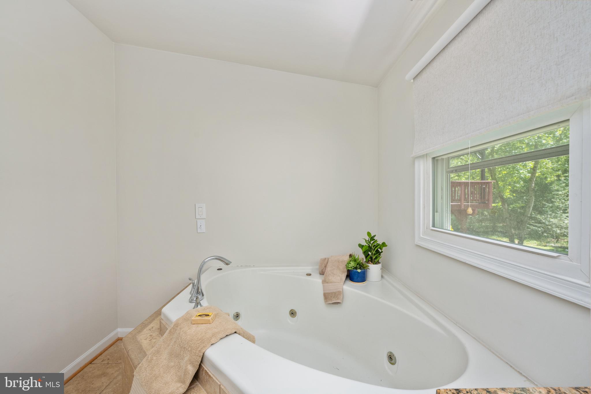 LAKE LAND OR - Residential