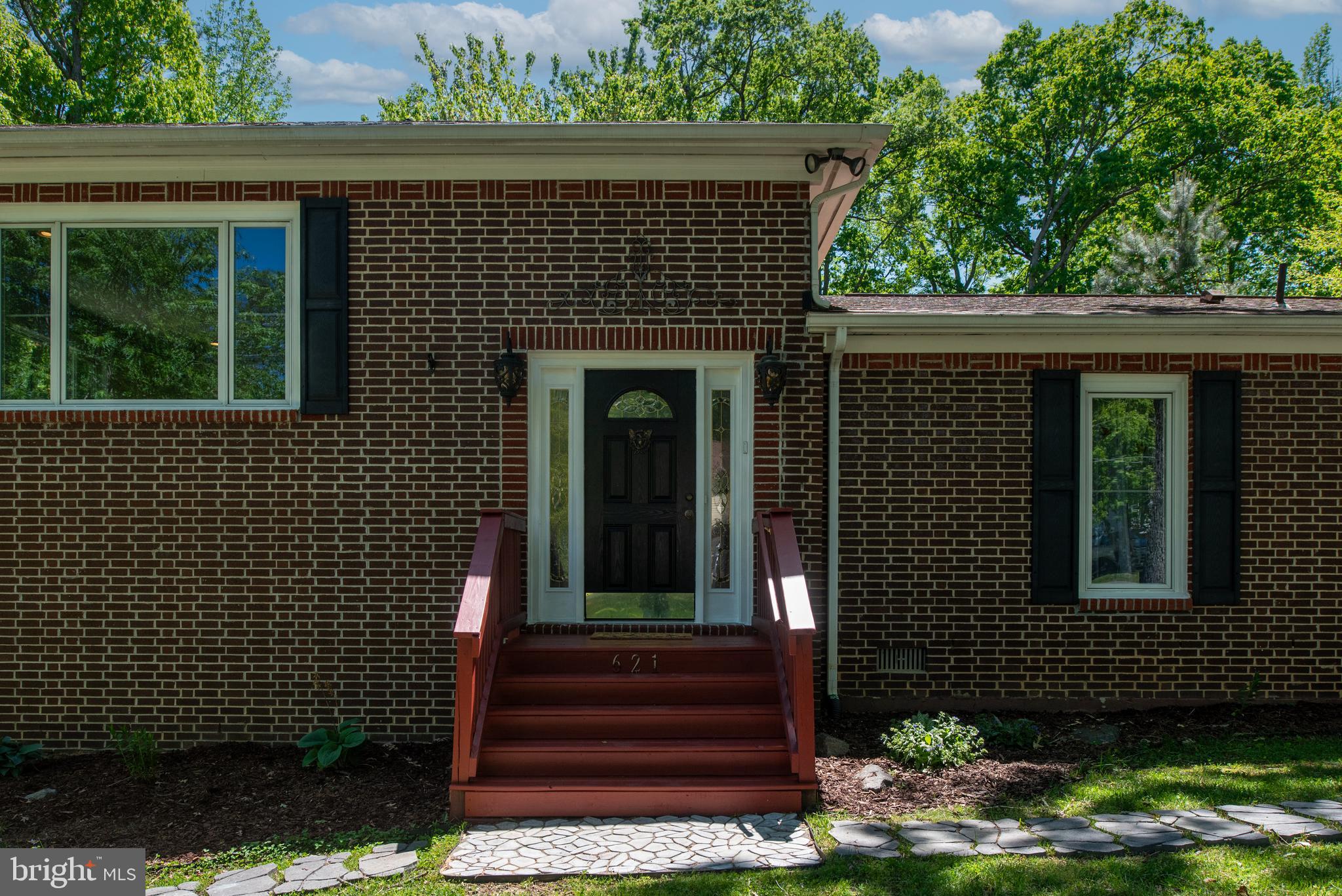 LAKE LAND OR - Residential