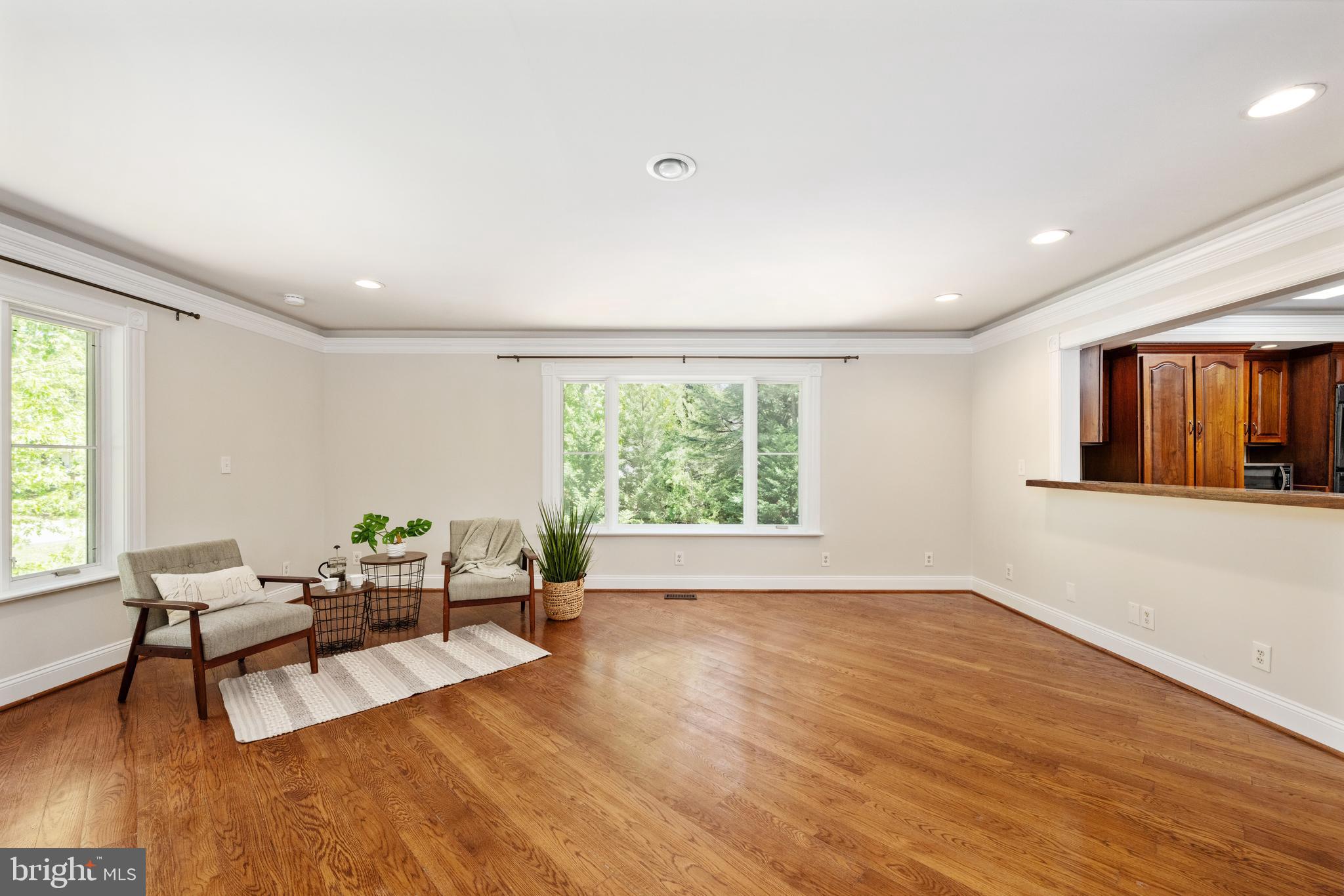 LAKE LAND OR - Residential