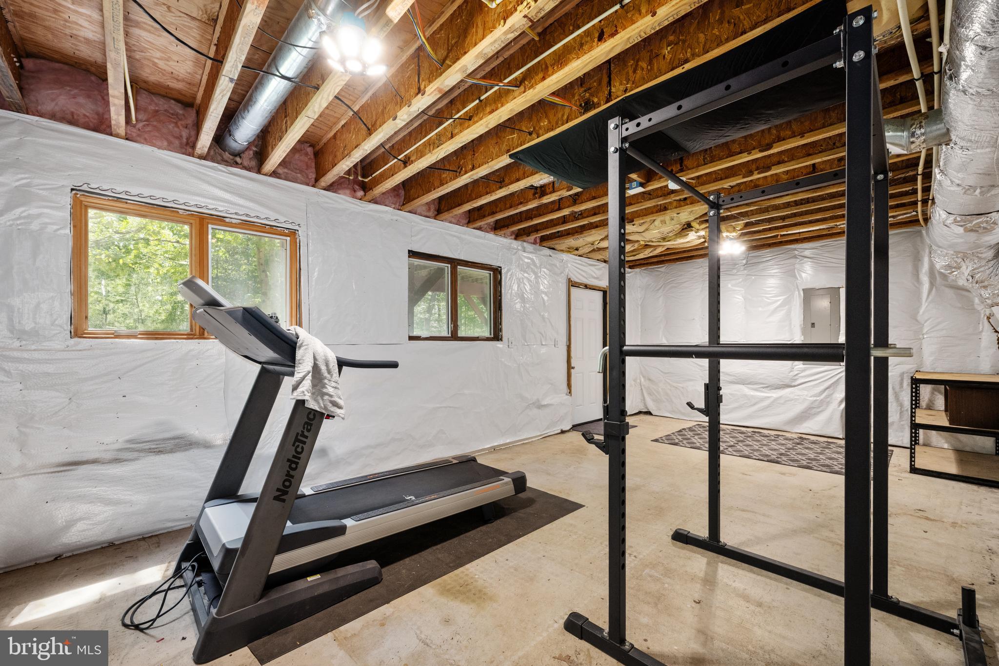 LAKE LAND OR - Residential