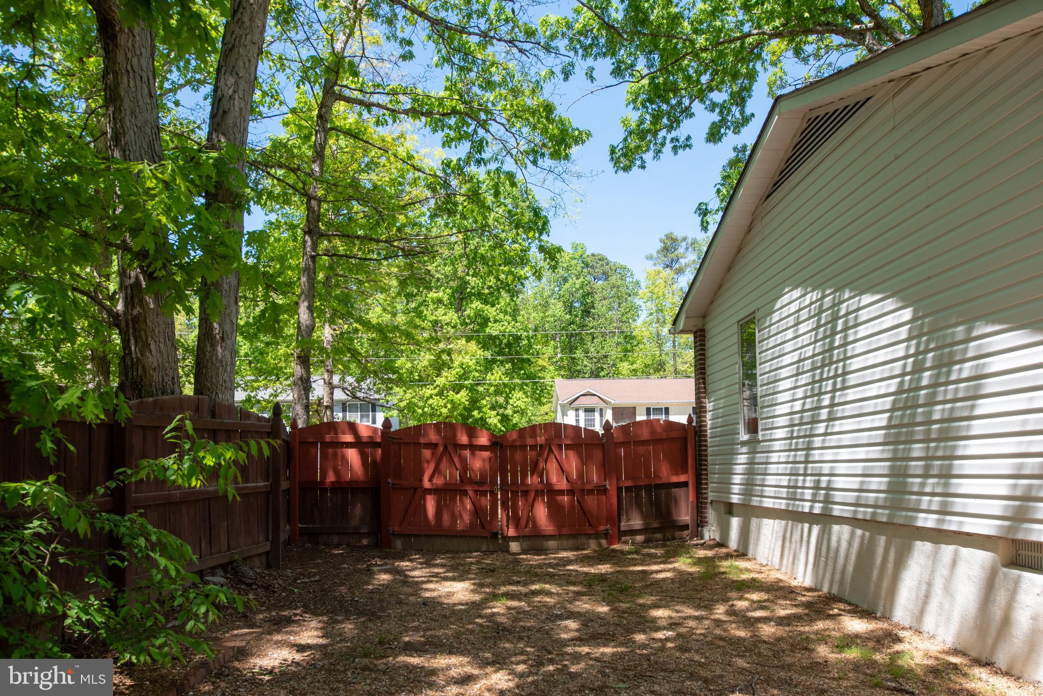 LAKE LAND OR - Residential