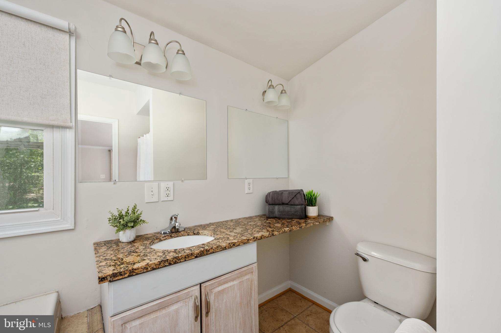 LAKE LAND OR - Residential