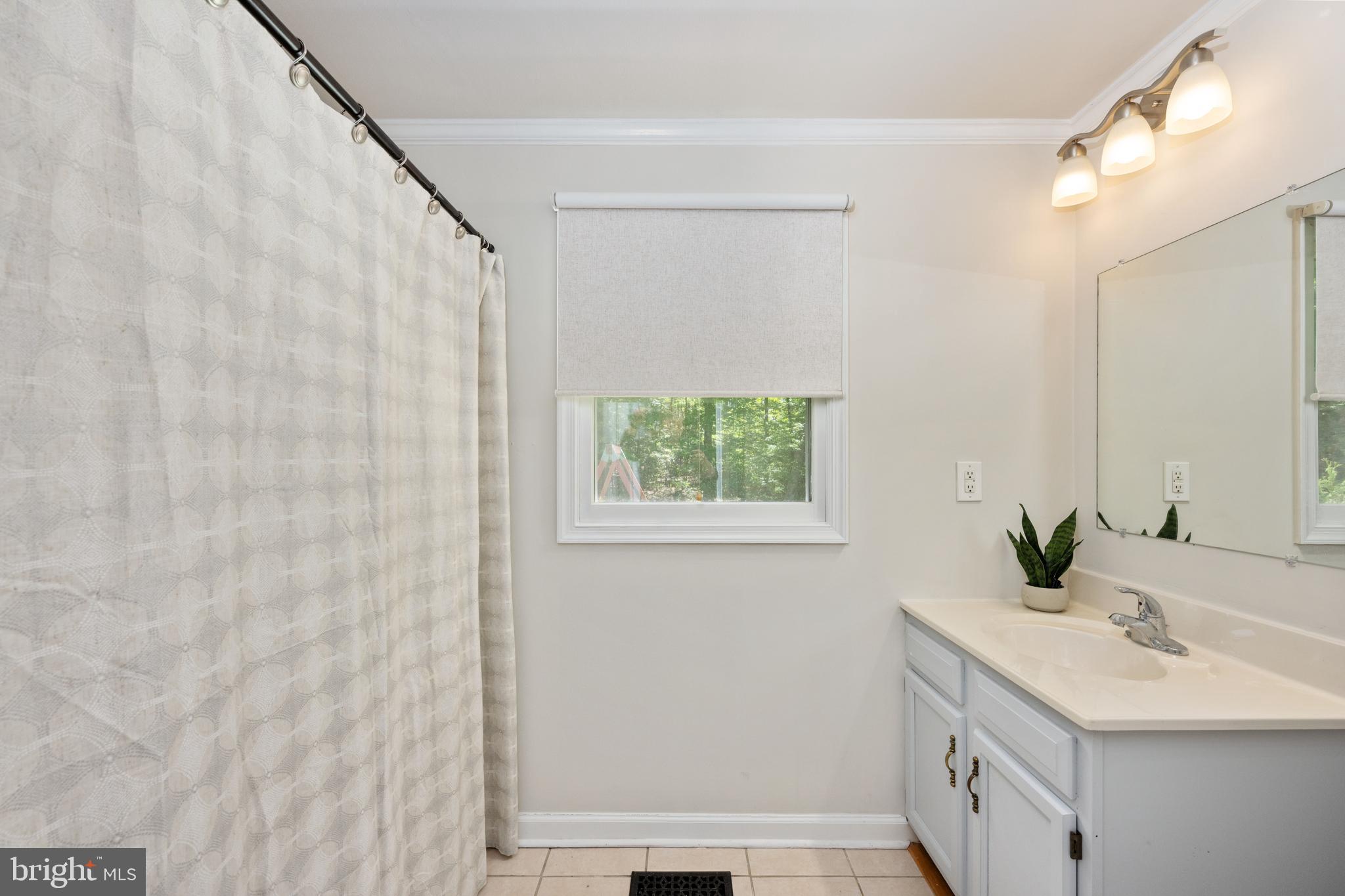 LAKE LAND OR - Residential