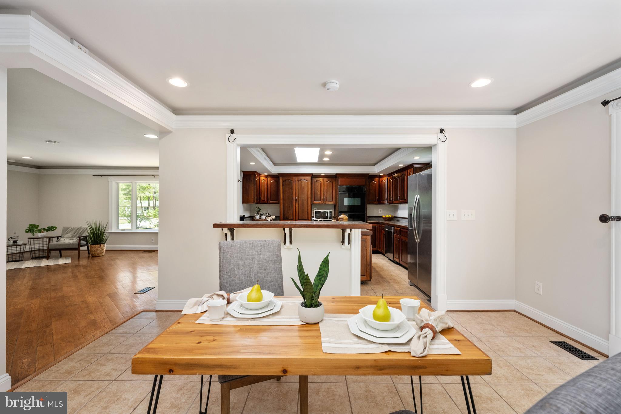 LAKE LAND OR - Residential