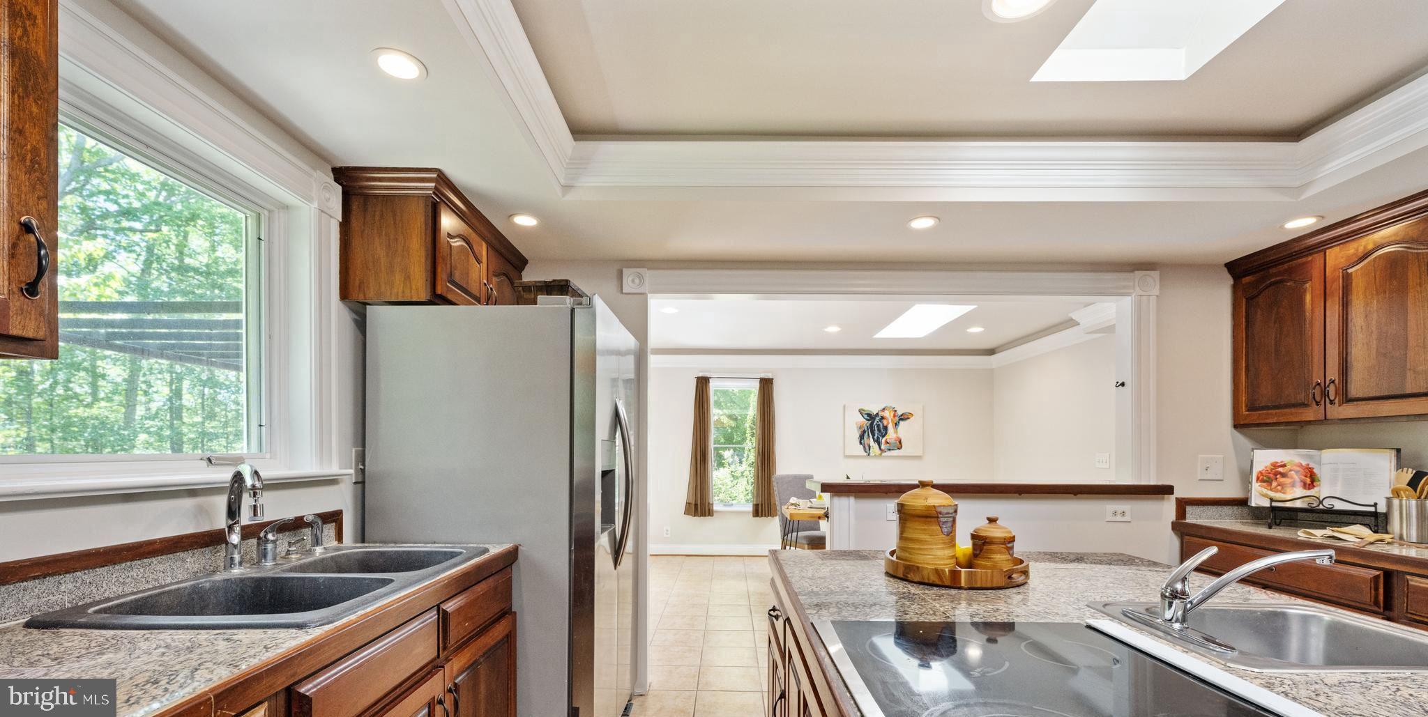 LAKE LAND OR - Residential