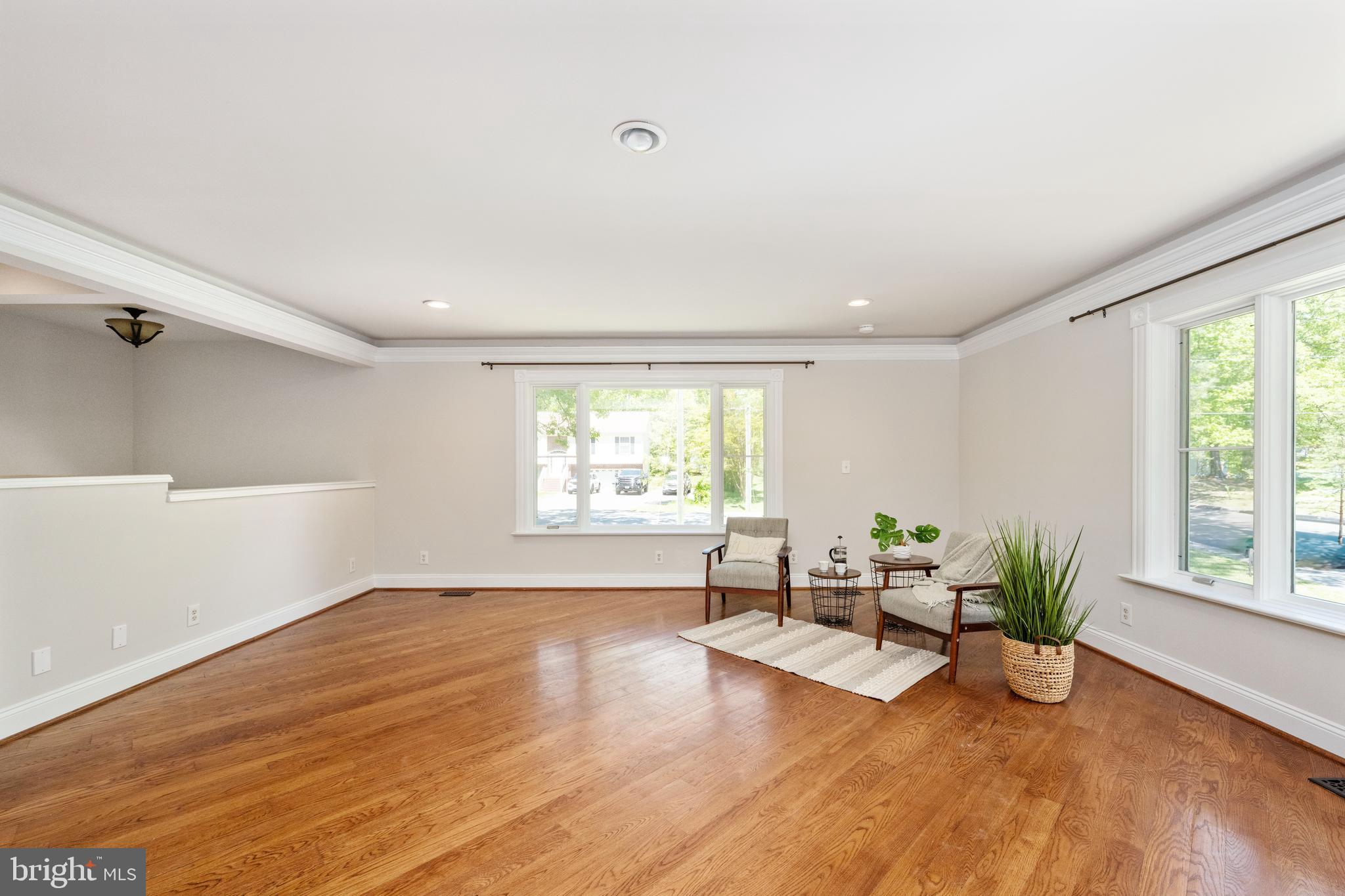 LAKE LAND OR - Residential