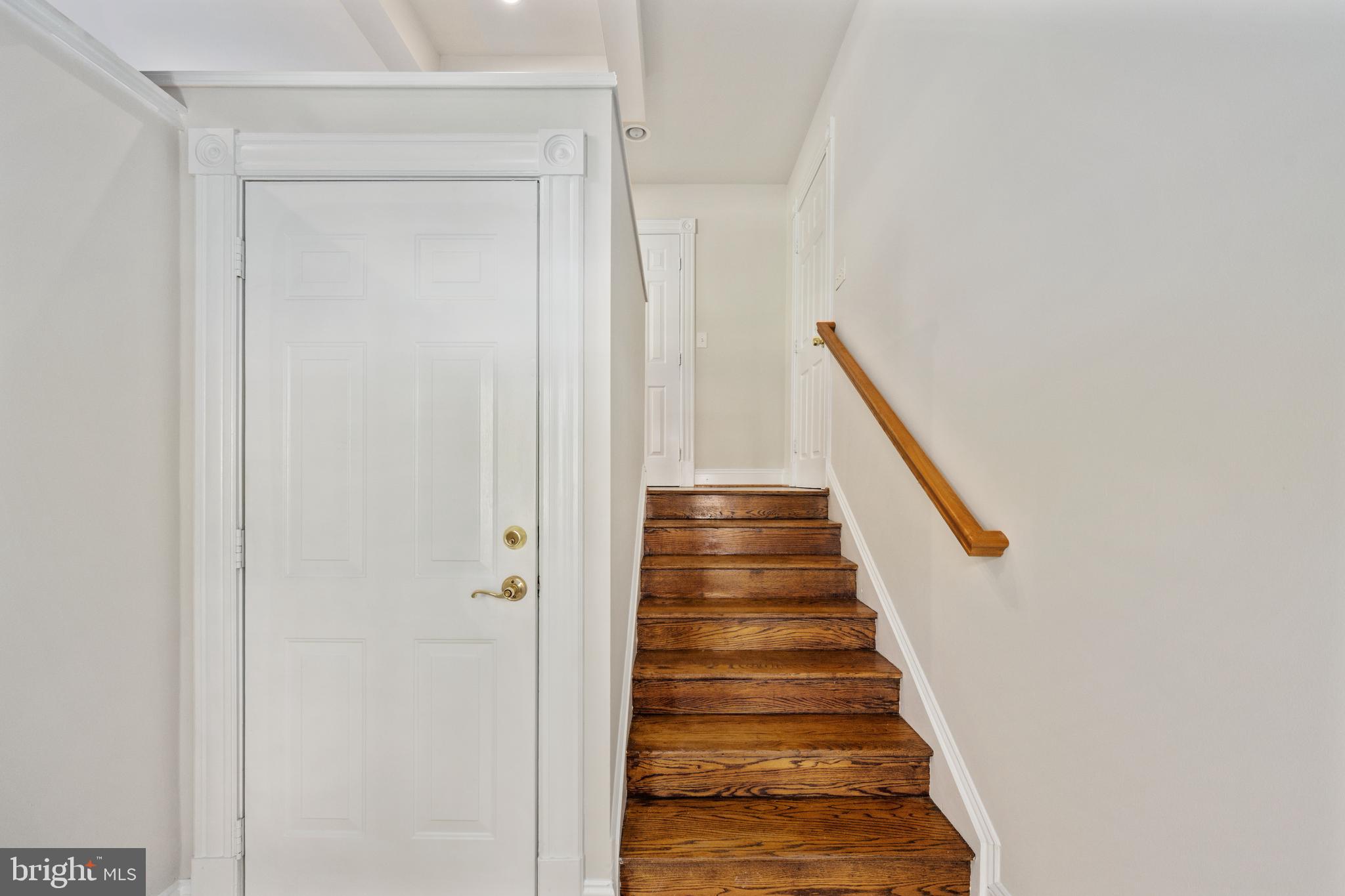 LAKE LAND OR - Residential