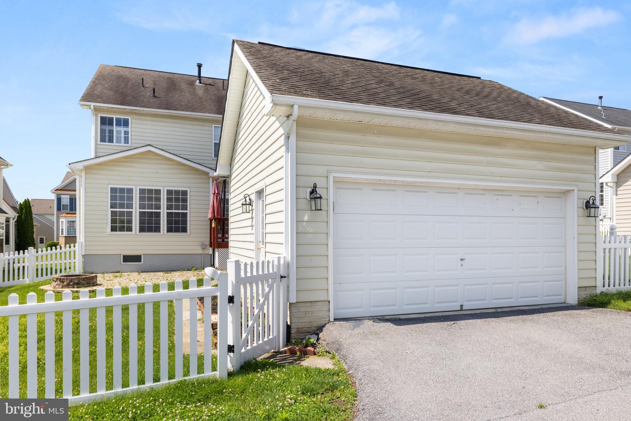 HUNTFIELD - Residential