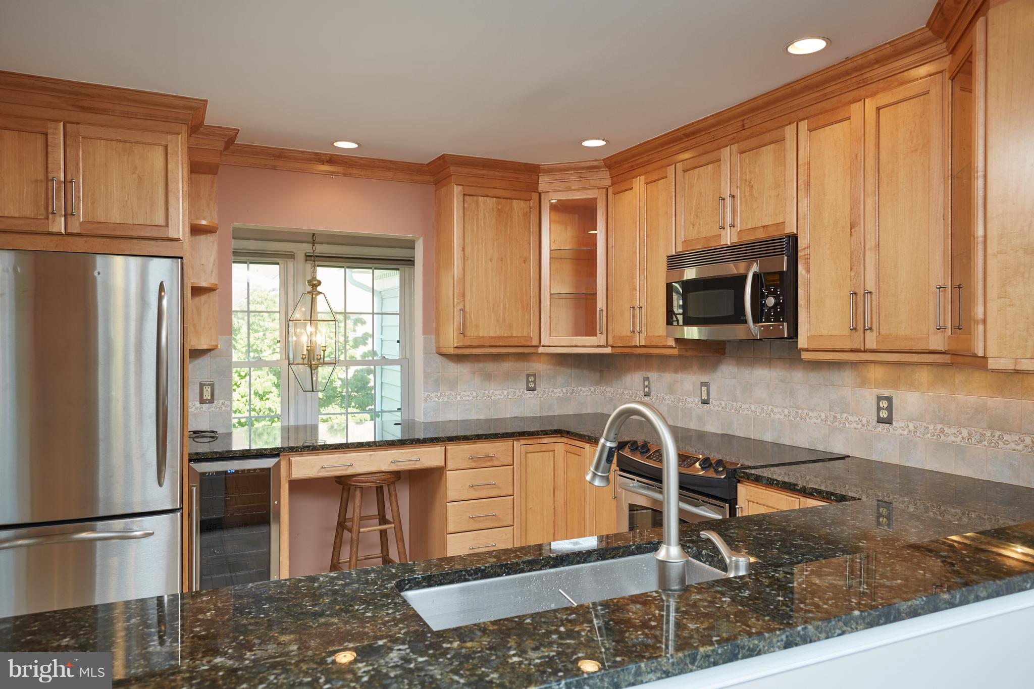 LUXBERRY COURTS - Residential