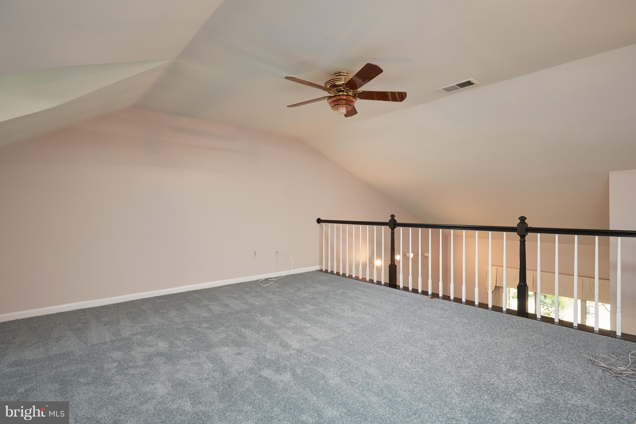 LUXBERRY COURTS - Residential