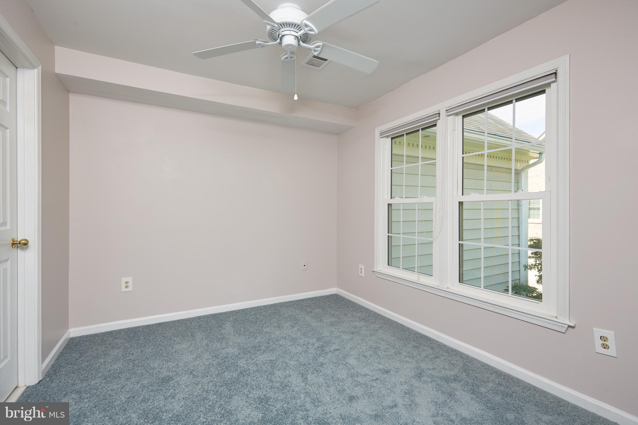 LUXBERRY COURTS - Residential