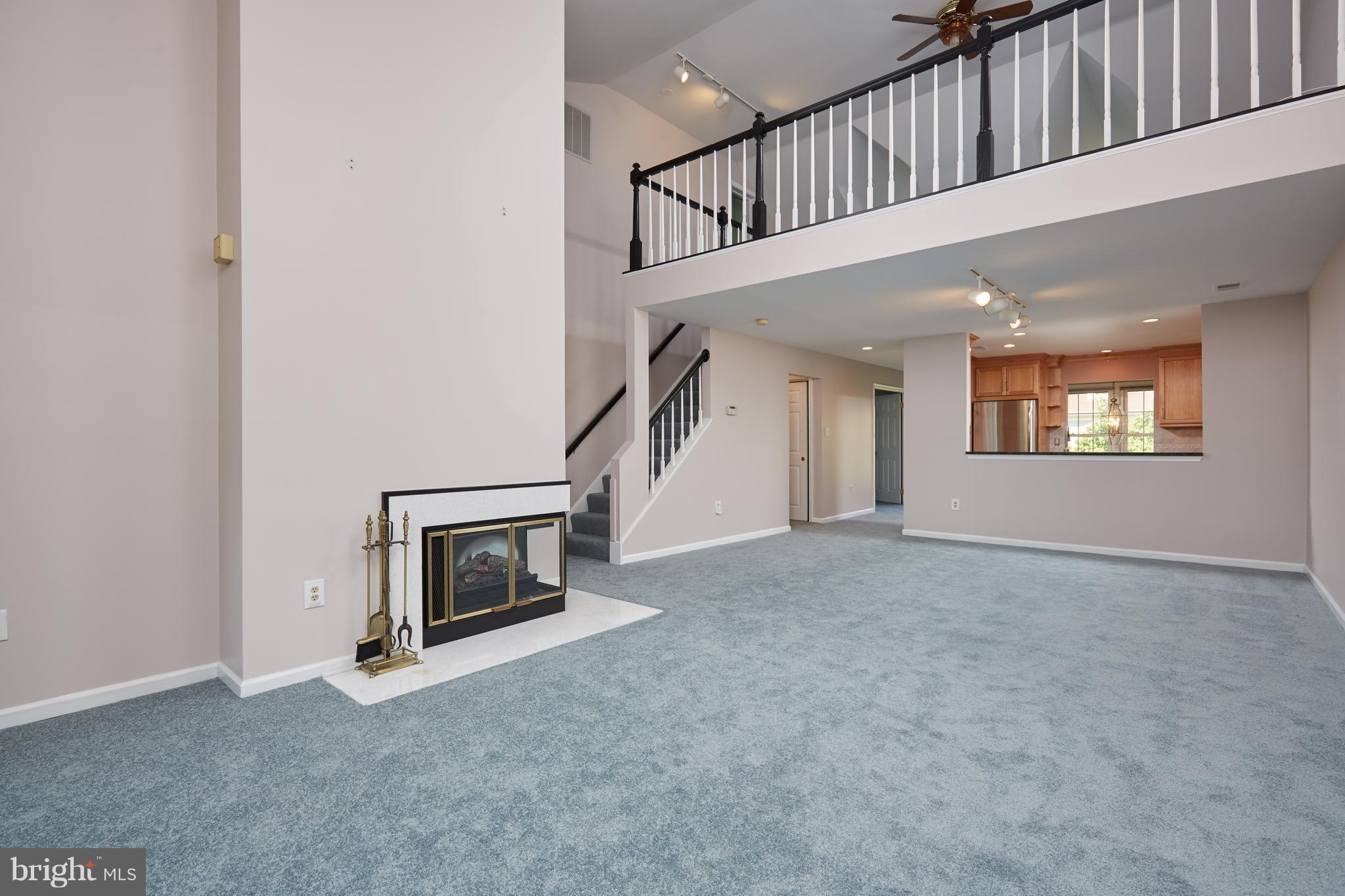 LUXBERRY COURTS - Residential