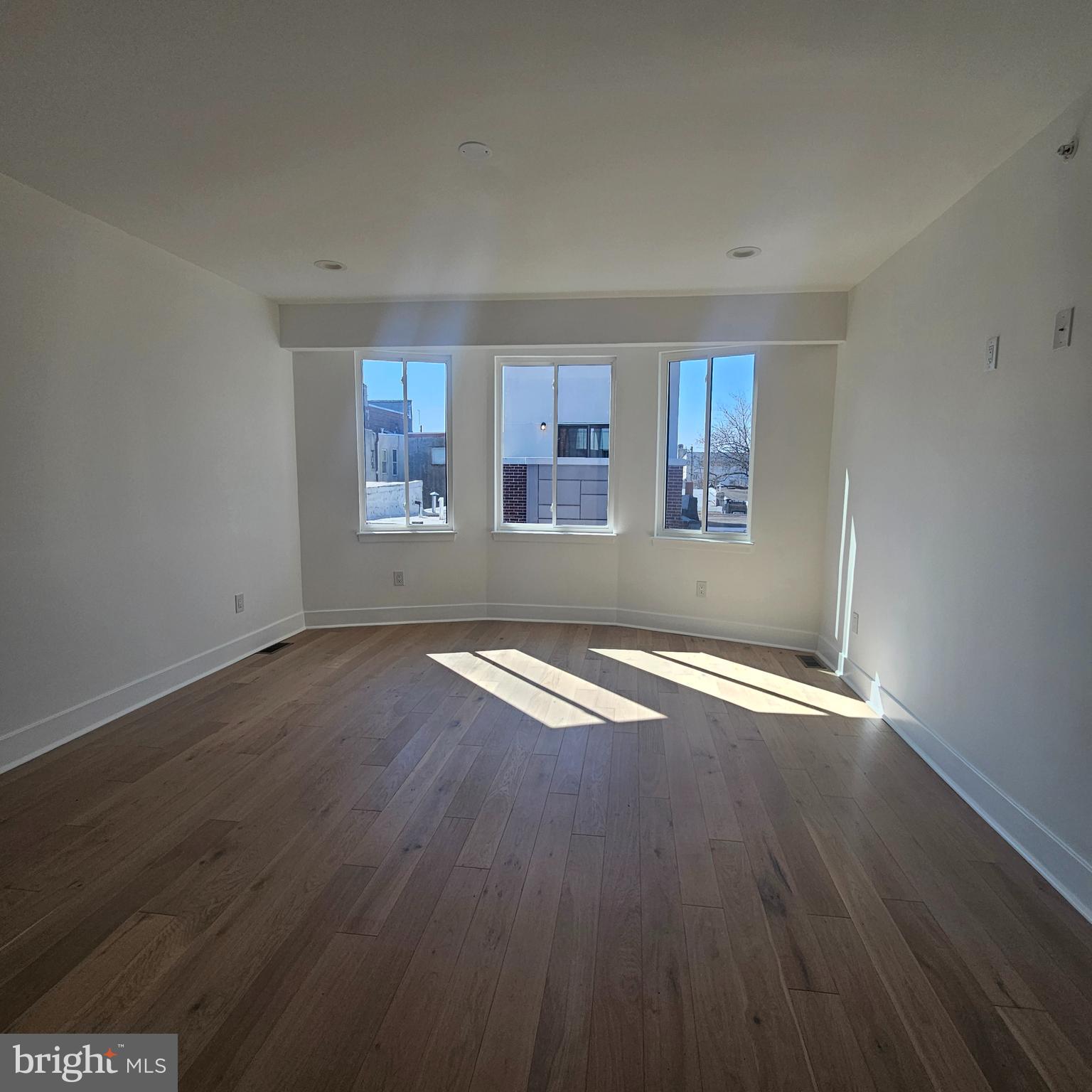 EAST PASSYUNK CROSSING - Residential