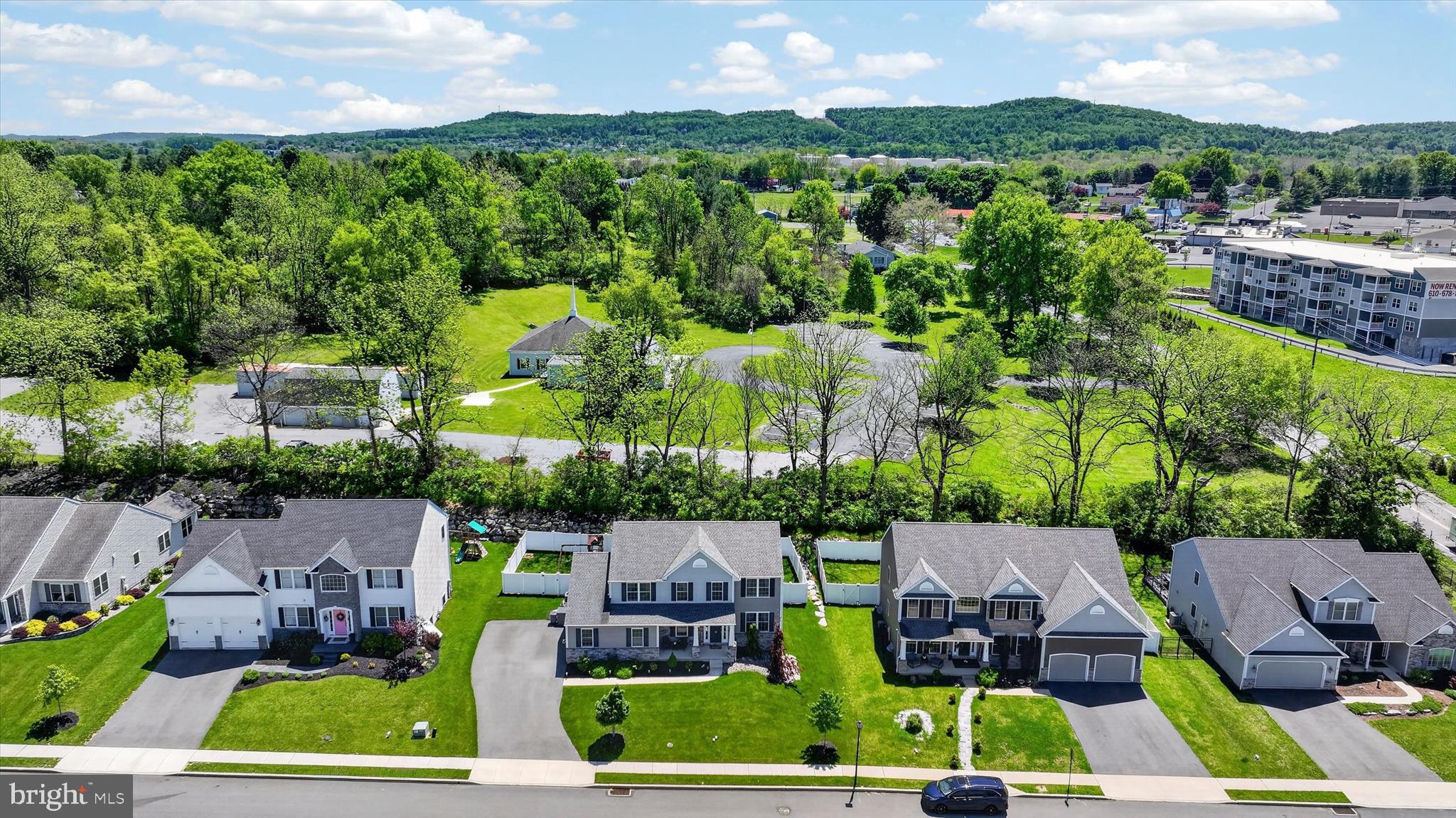 GREEN VALLEY WEST - Residential
