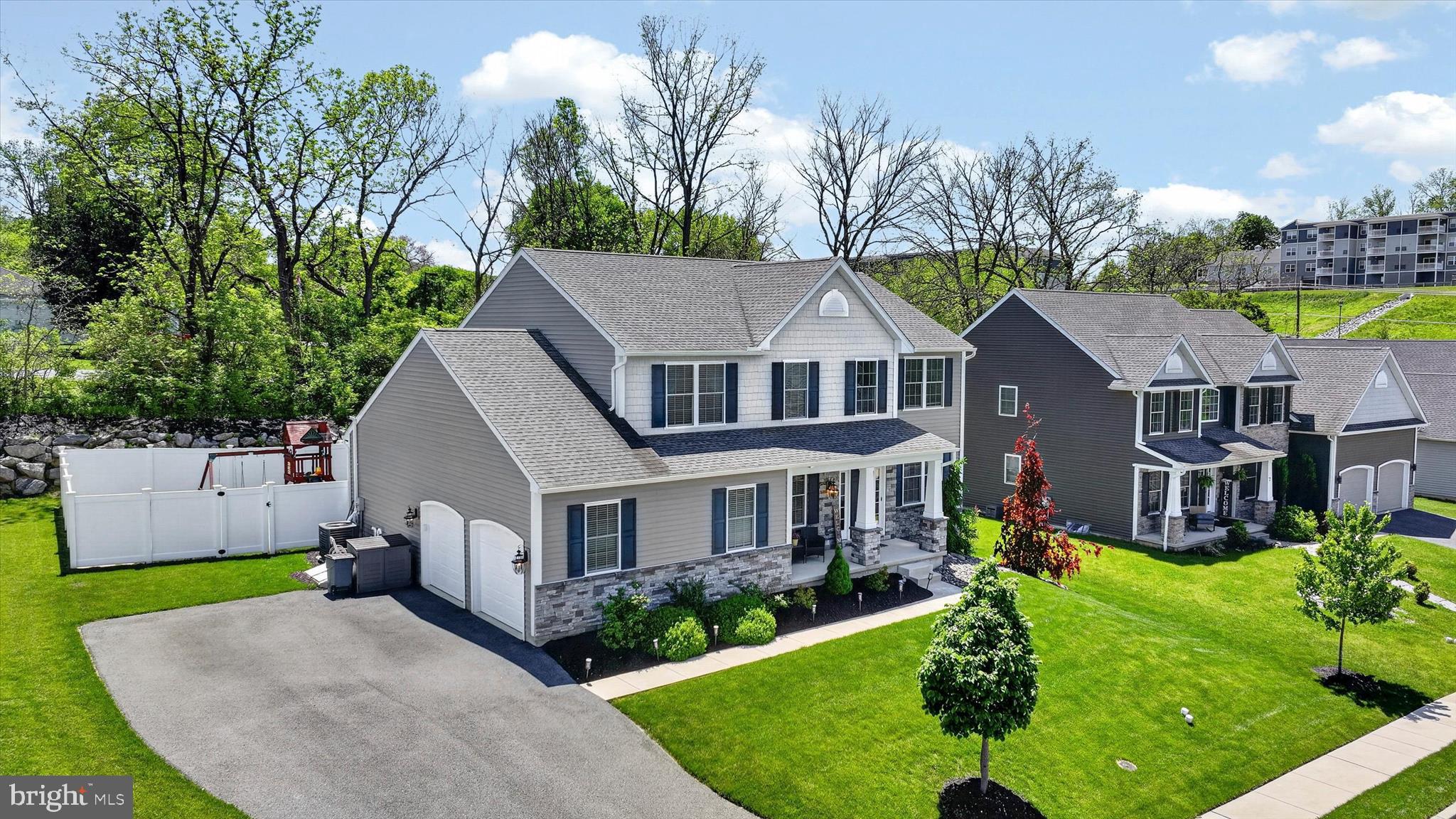 GREEN VALLEY WEST - Residential