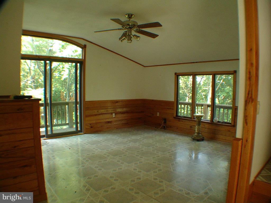 RITTERS HIDDEN VALLEY ESTATES - Residential