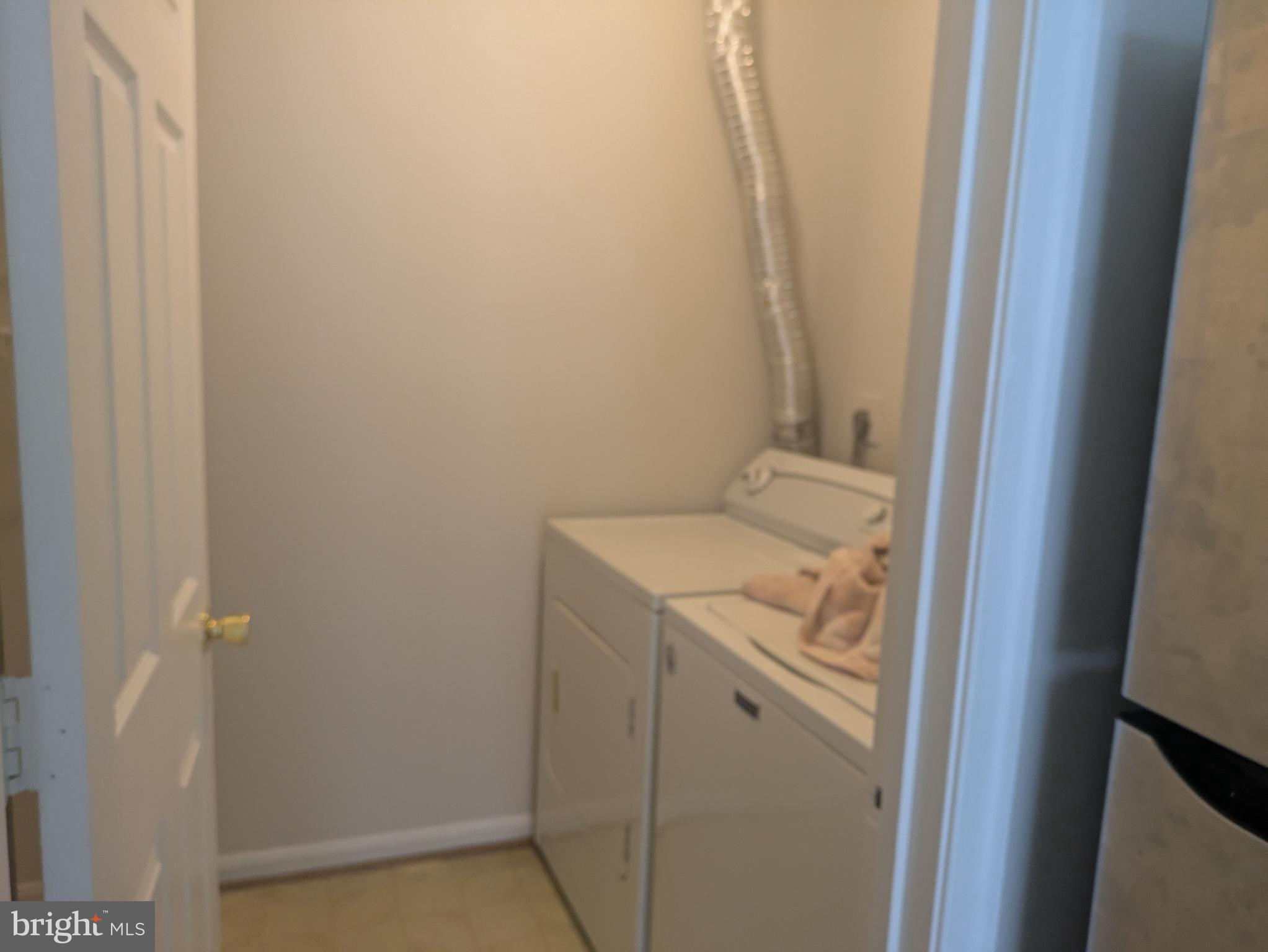 JACKSONS RIDGE CONDOS - Residential Lease