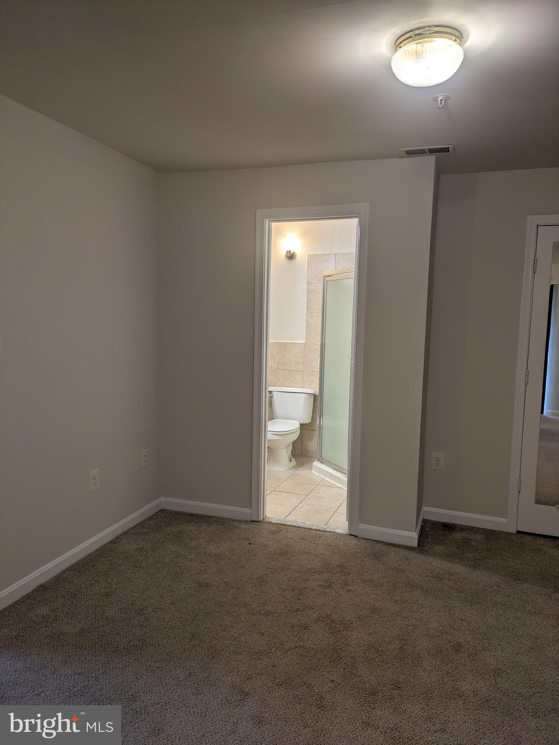 JACKSONS RIDGE CONDOS - Residential Lease