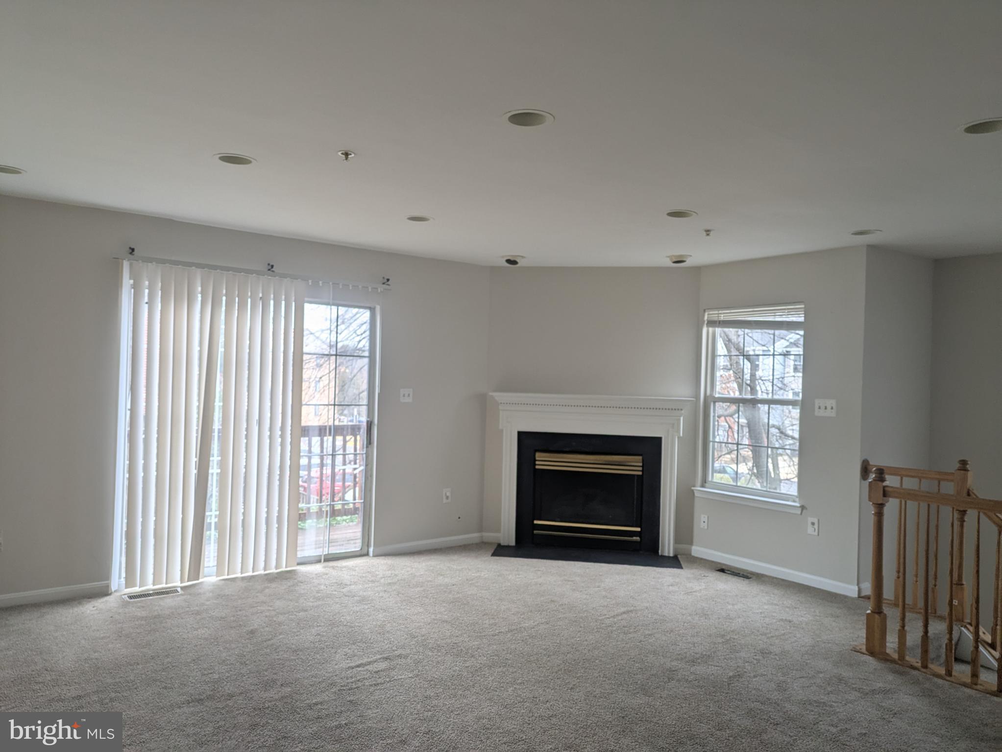 JACKSONS RIDGE CONDOS - Residential Lease